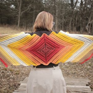 Wrap Me in Sunshine Shawl free crochet pattern